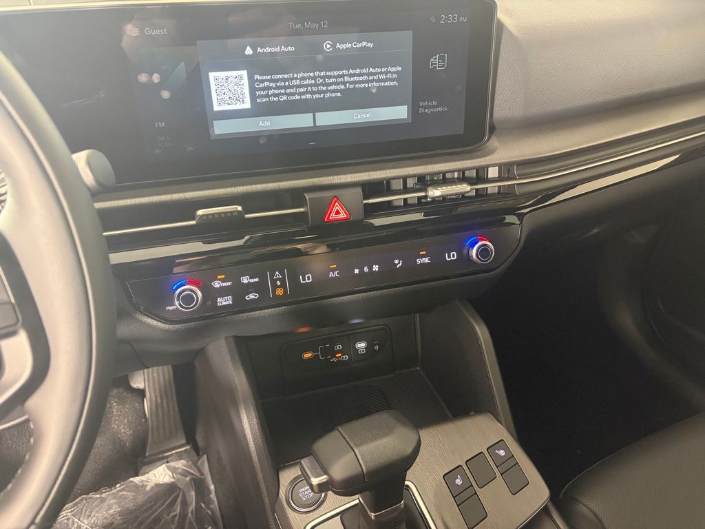 View vehicle photo 2