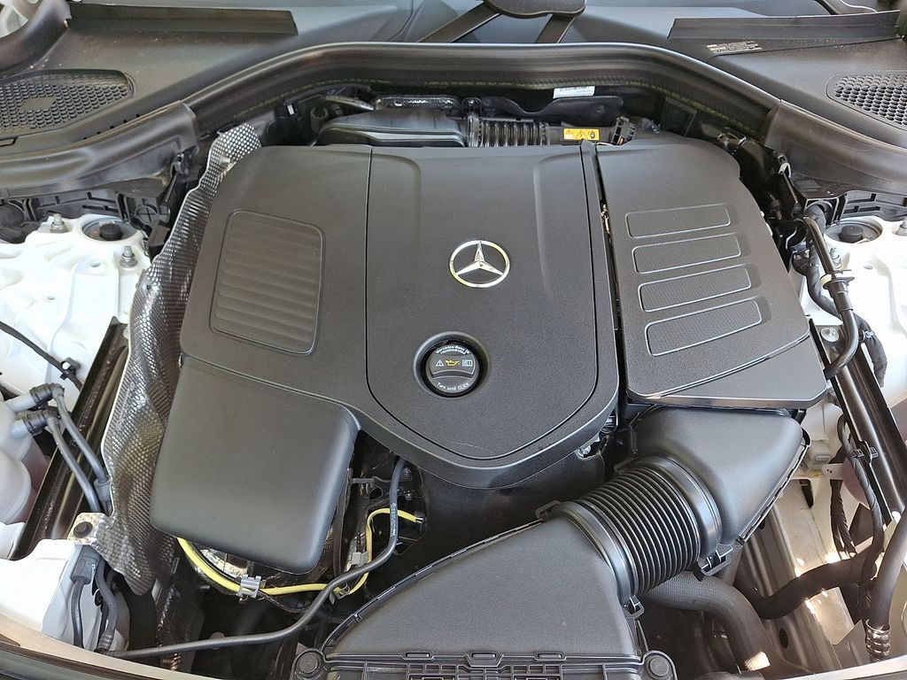 Thumbnail: 2026 Mercedes-Benz GLC - 27