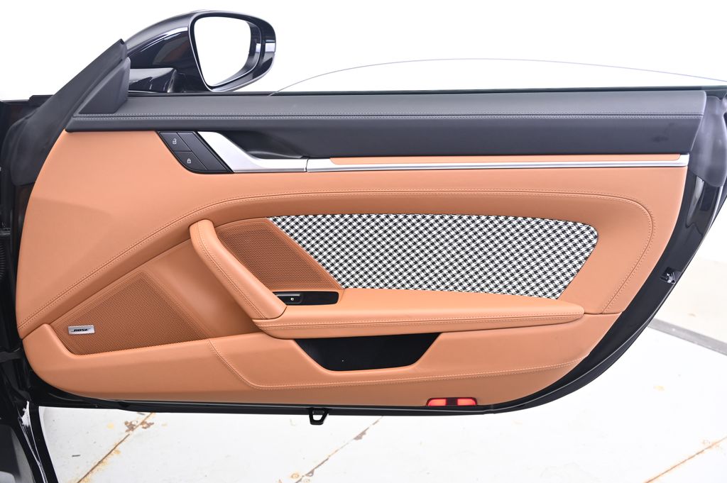 Thumbnail: 2024 Porsche 911 - 19