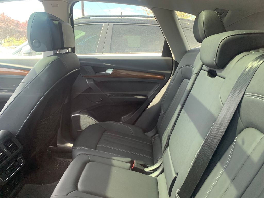 Thumbnail: 2024 Audi Q5 - 7