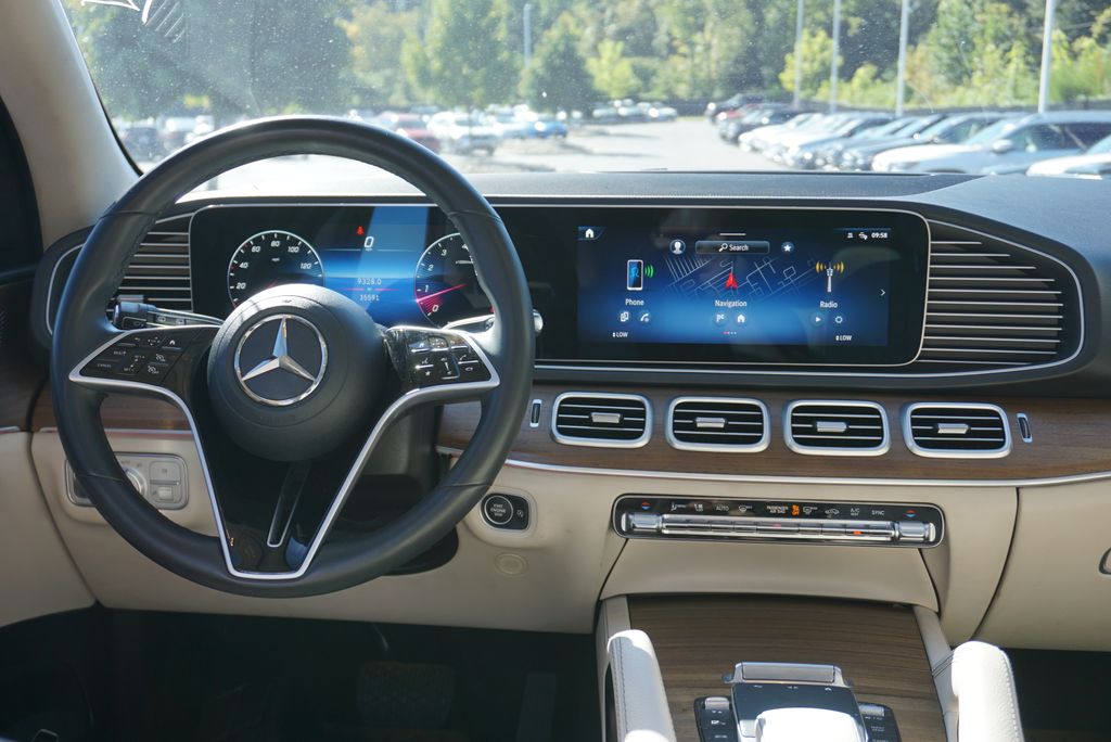 Thumbnail: 2024 Mercedes-Benz GLE - 30