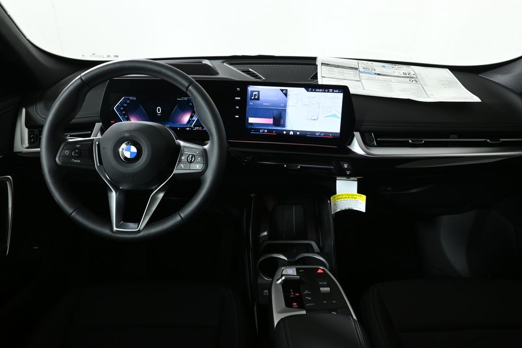 Thumbnail: 2027 BMW X1 - 16