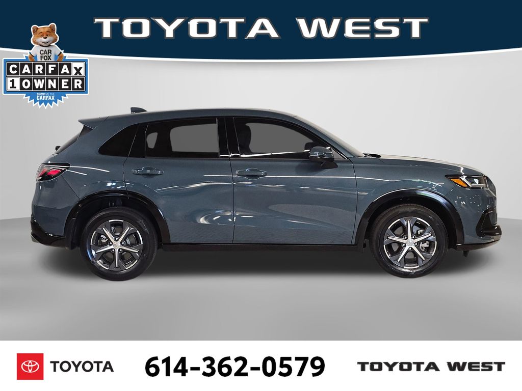 Used 2025  Honda EX-L image 4