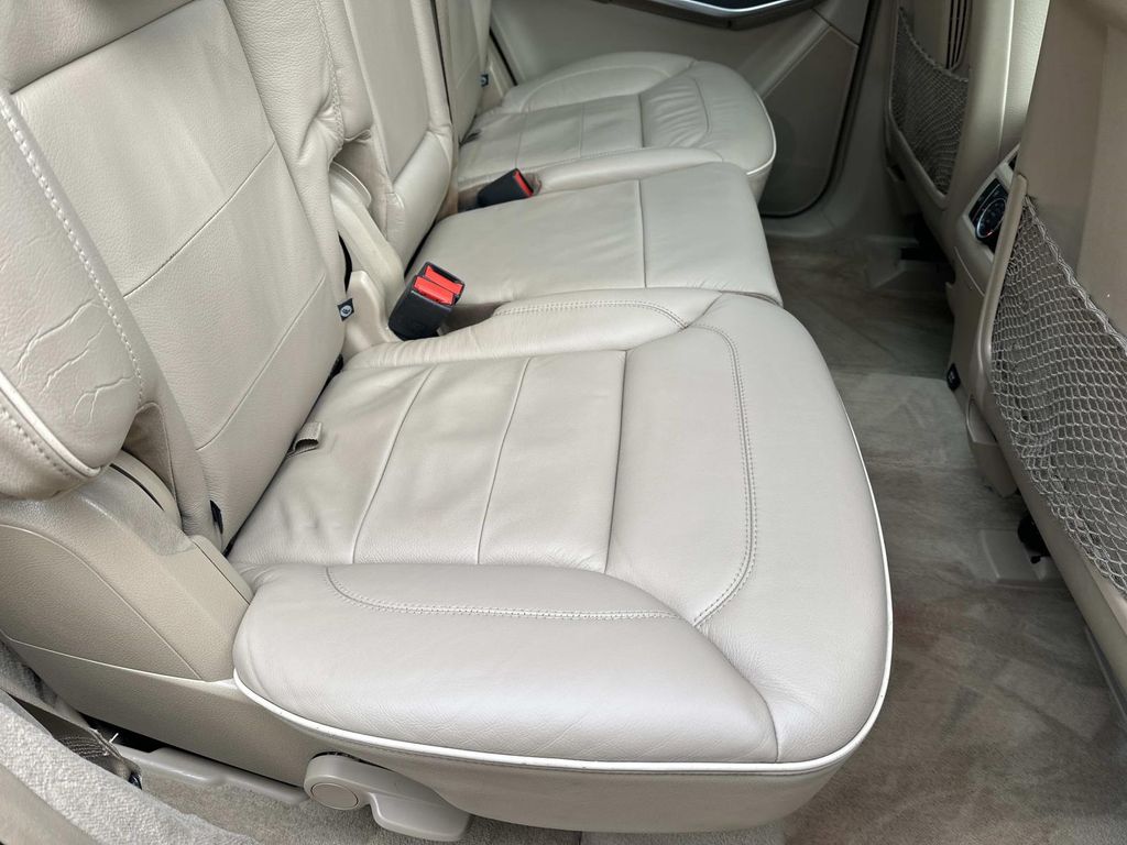 Thumbnail: 2013 Mercedes-Benz GL-Class - 26