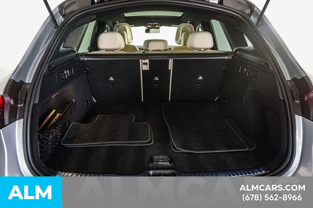 Used 2026 Silver Mercedes-Benz GLC 300 image 21