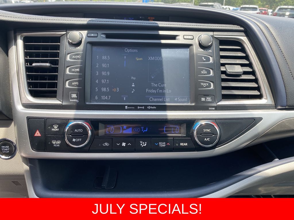 Used 2017 Toyota Highlander SUV