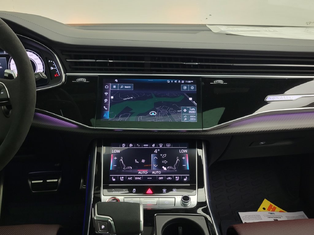 Thumbnail: 2026 Audi RS Q8 - 21