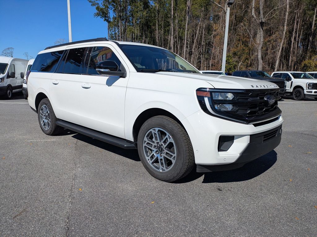 2025 Ford Expedition Active MAX