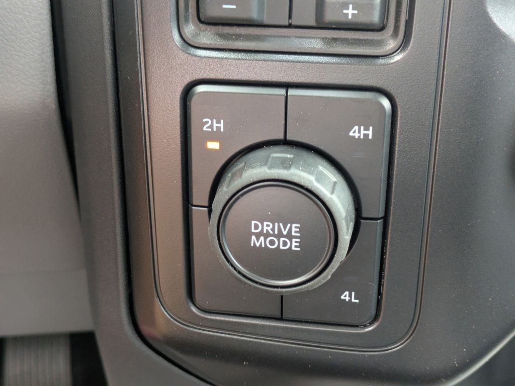 2025 Ford F-550 Chassis XL