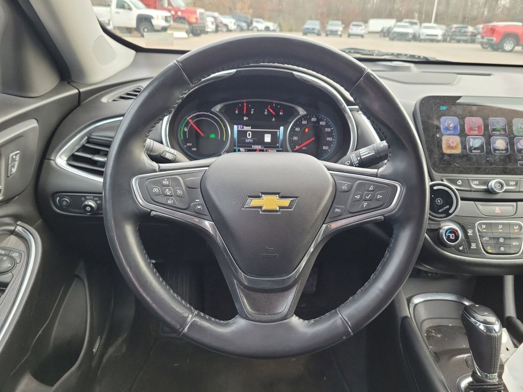 2018 Chevrolet Malibu Hybrid 11