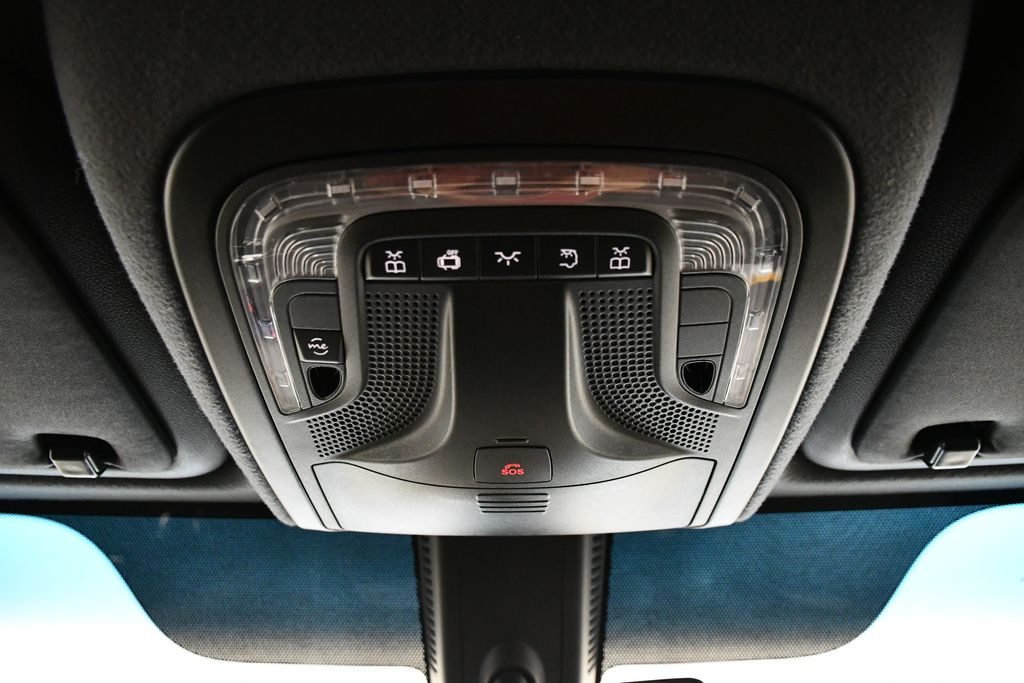 Thumbnail: 2025 Mercedes-Benz Sprinter - 14