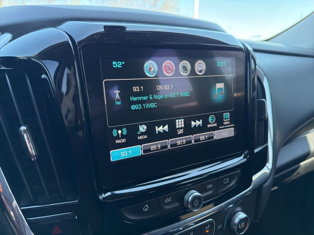 Thumbnail: 2018 Chevrolet Traverse - 30