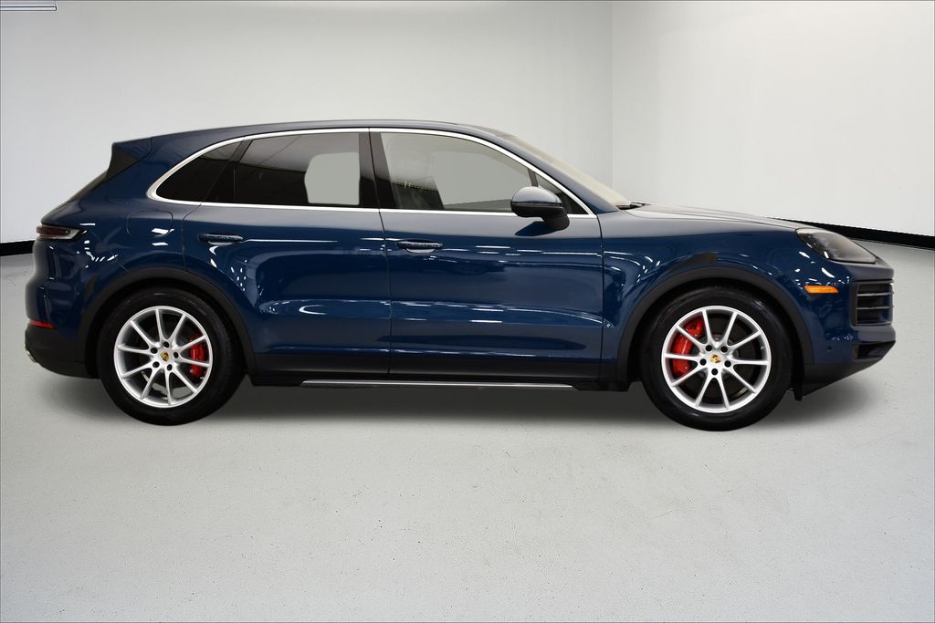 Thumbnail: 2024 Porsche Cayenne - 8