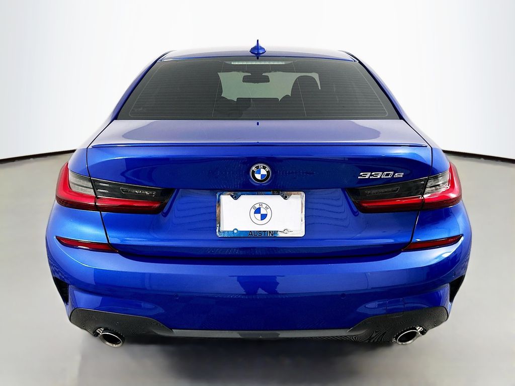 Thumbnail: 2022 BMW 3 Series - 6