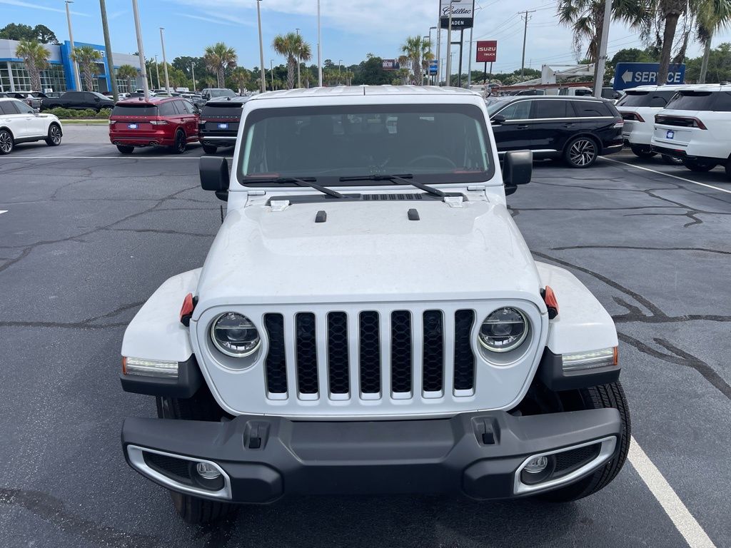 2022 Jeep Gladiator Overland