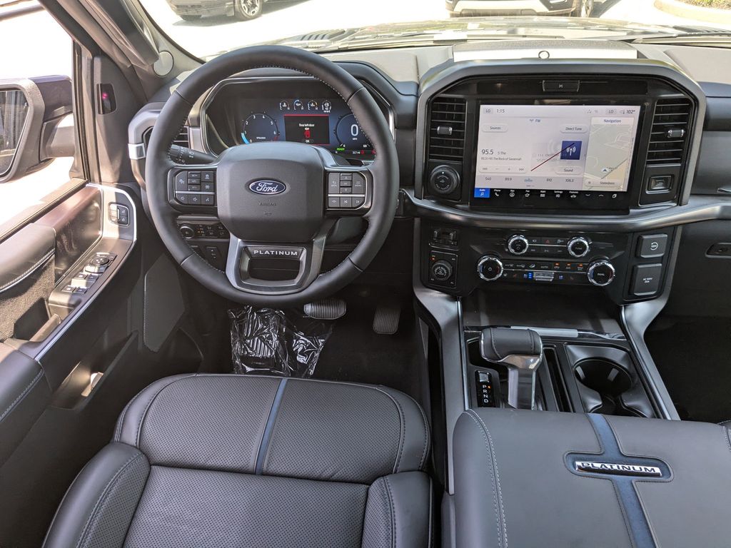 2025 Ford F-150 Platinum