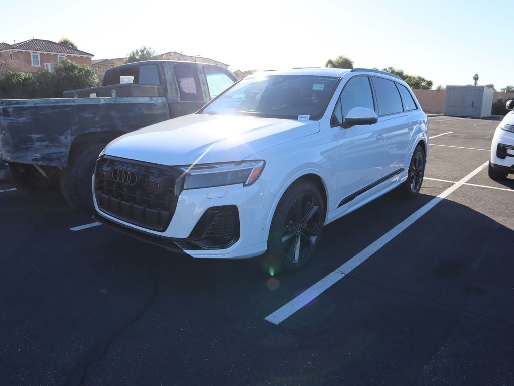 Thumbnail: 2026 Audi Q7 - 1