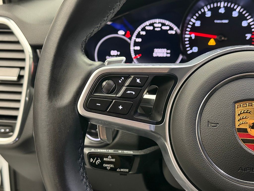 2021 Porsche   13