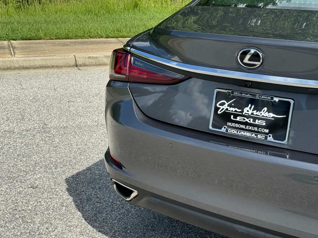 2021 Lexus ES 350 14