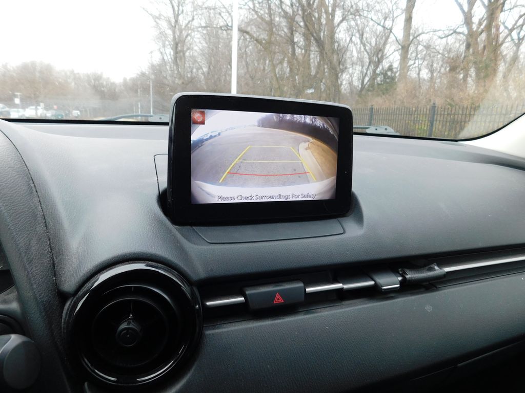 Thumbnail: 2020 Toyota Yaris - 6