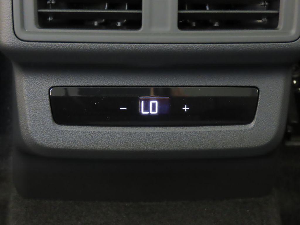 Thumbnail: 2025 Audi Q5 - 24