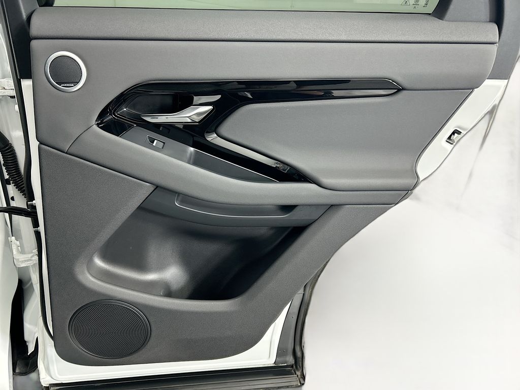 Thumbnail: 2025 Land Rover Range Rover Evoque - 26