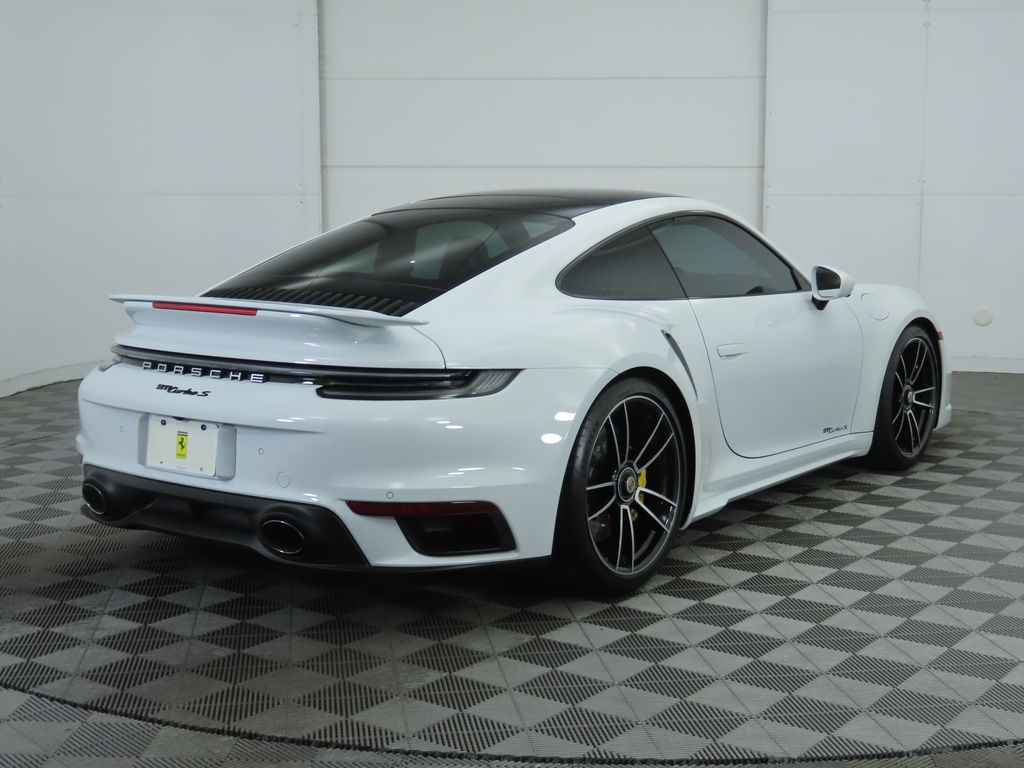 2022 Porsche 911 Turbo 5