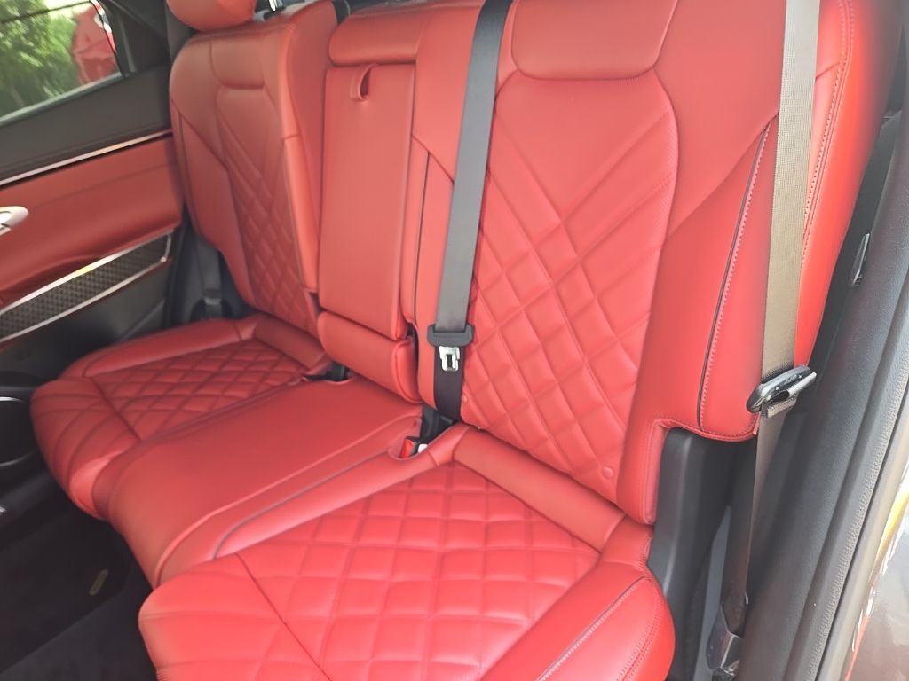 Thumbnail: 2026 Genesis GV70 - 28