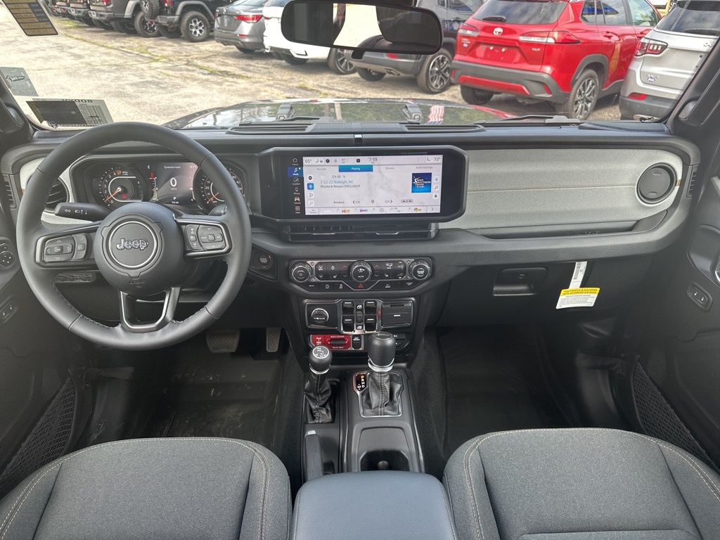 2025 Jeep Gladiator Willys photo 11