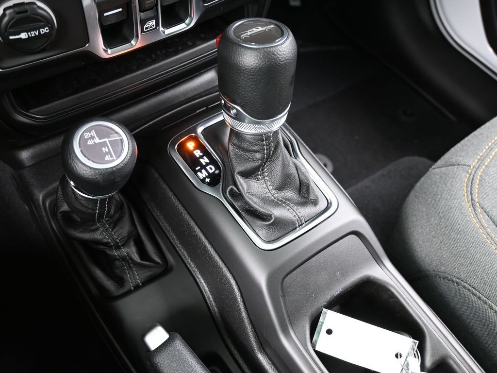 New 2026 bright white clearcoat Jeep Sport S image 21