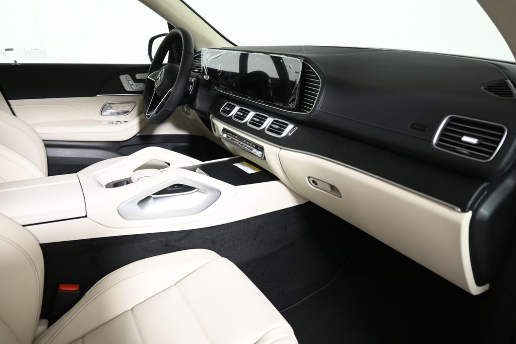 Thumbnail: 2026 Mercedes-Benz GLE - 21