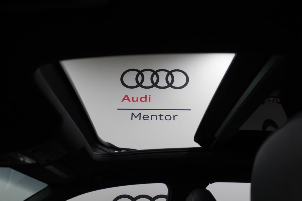 Thumbnail: 2016 Audi Q3 - 12
