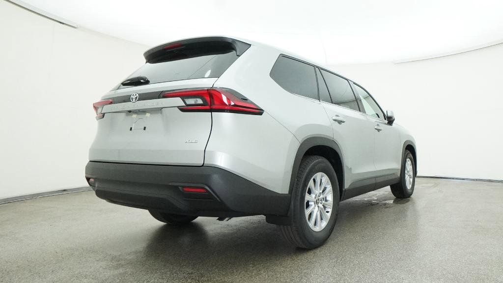 Thumbnail: 2026 Toyota Grand Highlander - 14