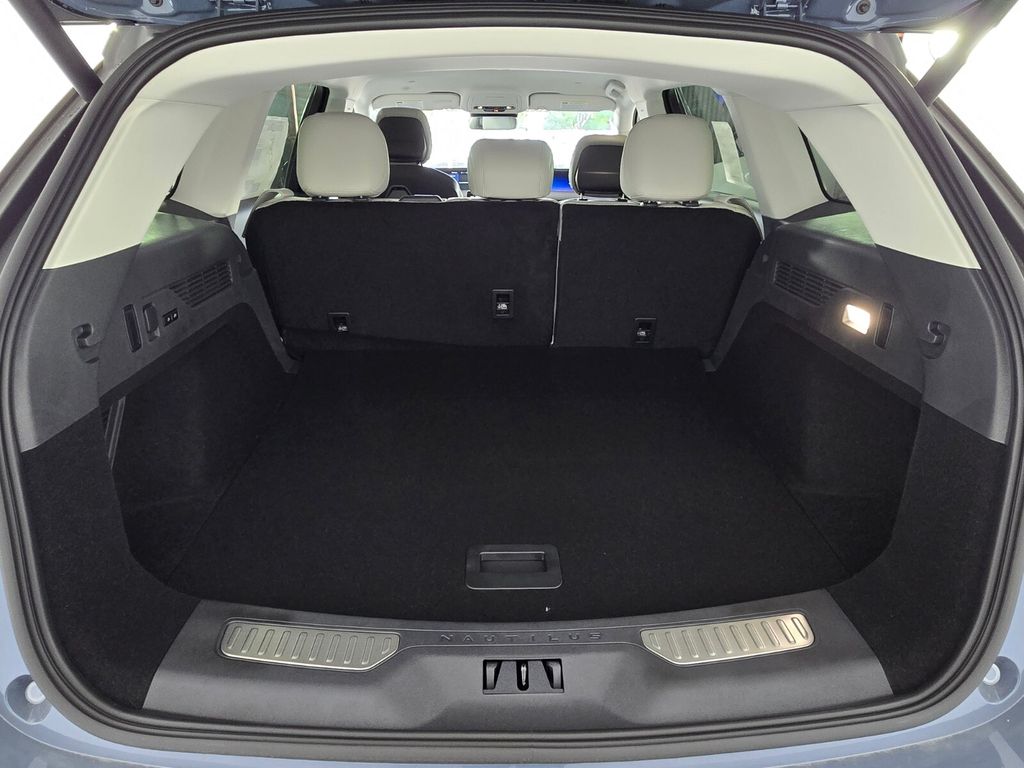 new 2026 Lincoln Nautilus car, priced at $53,990