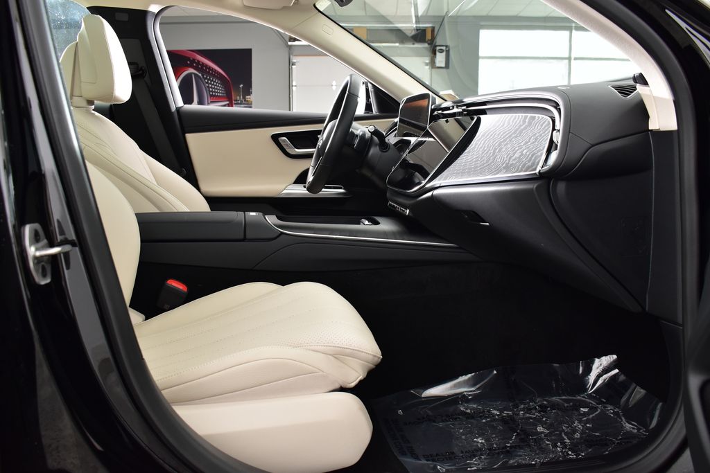 Thumbnail: 2026 Mercedes-Benz E-Class - 26