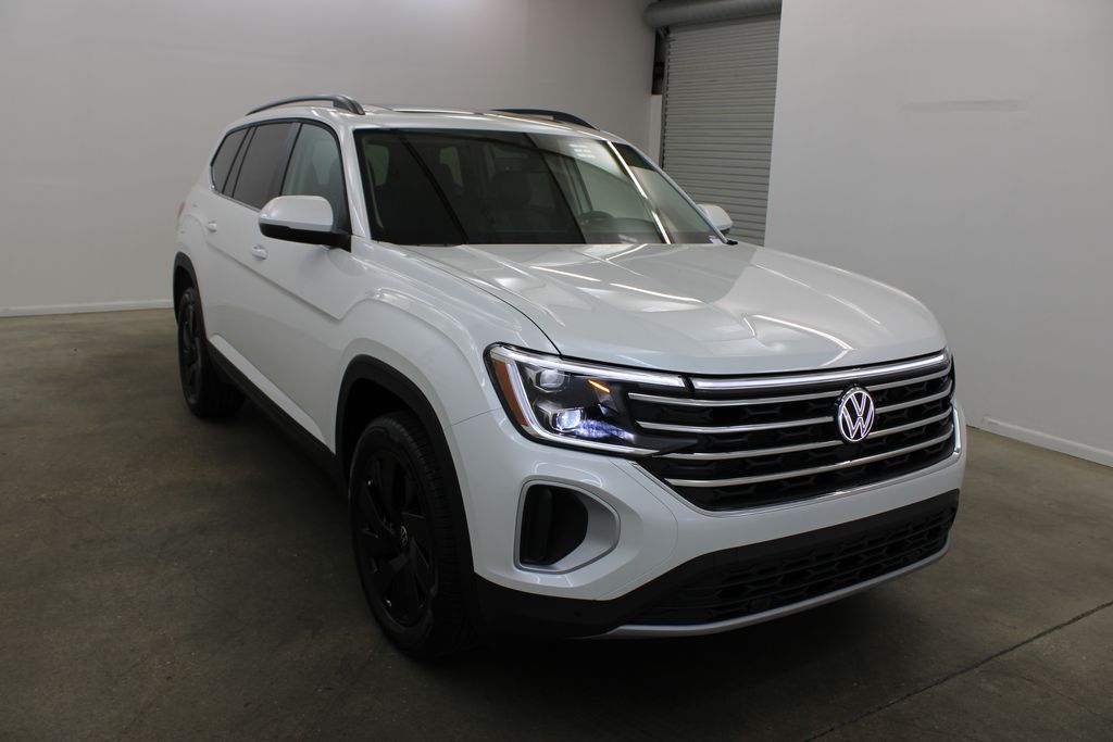 new 2026 Volkswagen Atlas car, priced at $43,361