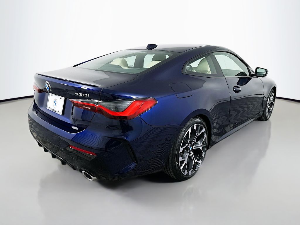 Thumbnail: 2026 BMW 4 Series - 5