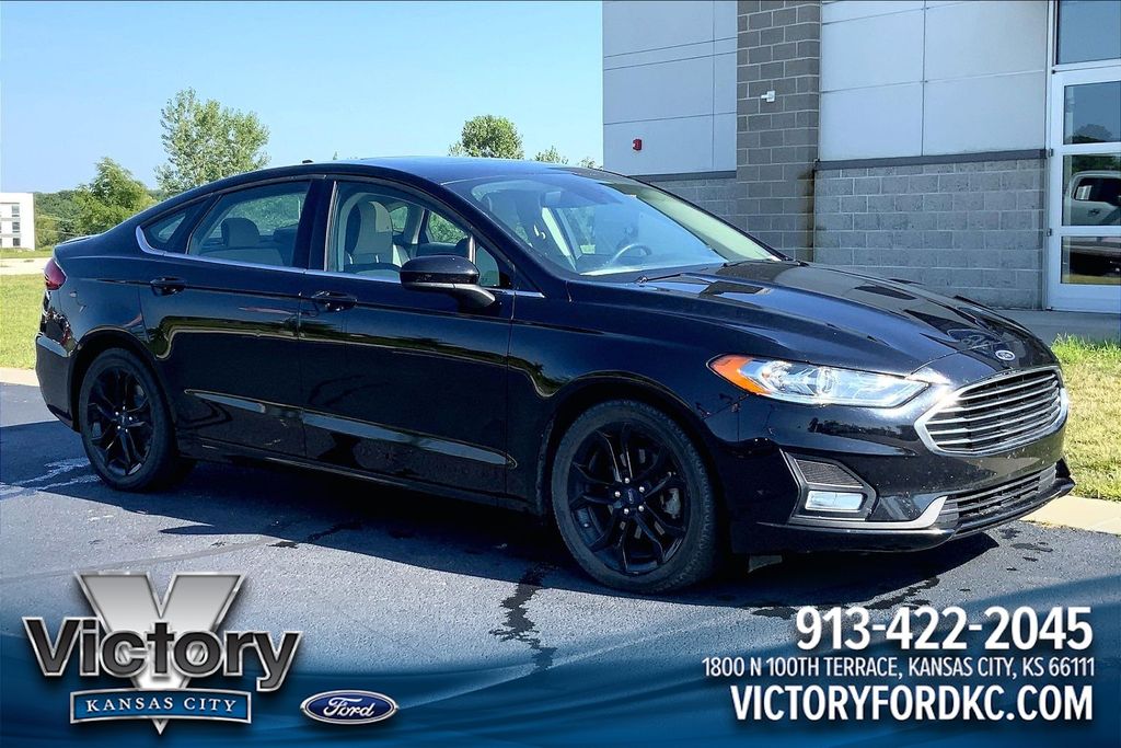 2020 Ford Fusion SE