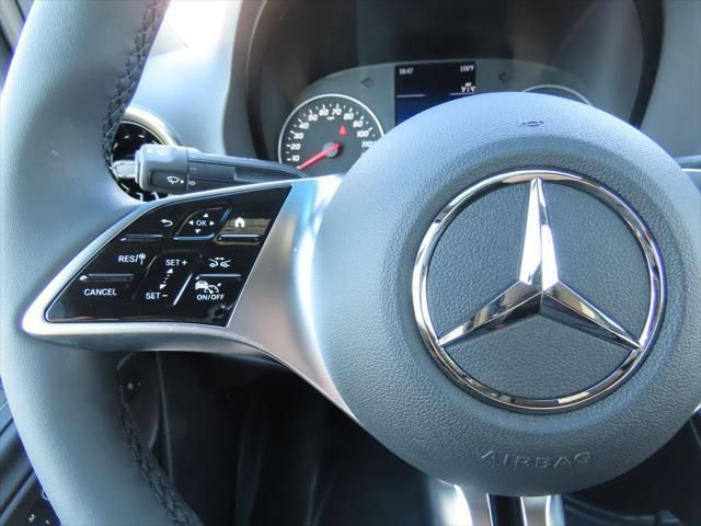 Thumbnail: 2025 Mercedes-Benz Sprinter - 12
