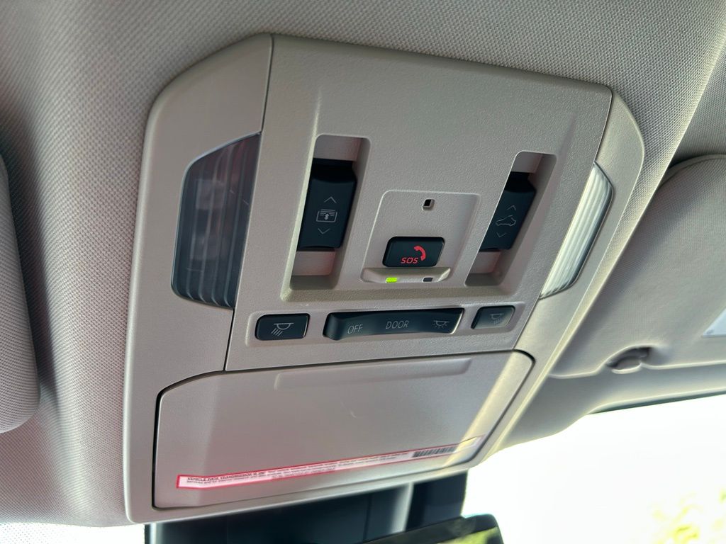 2024 Toyota Highlander Platinum 32