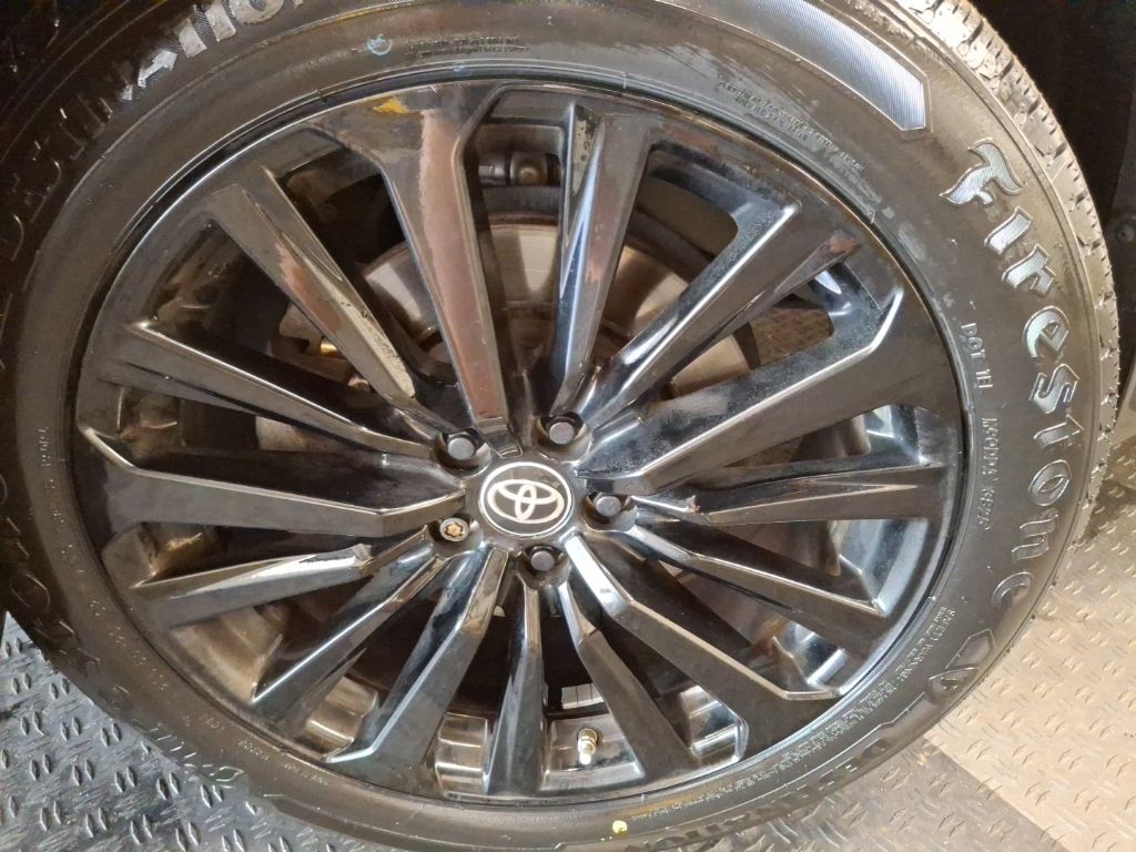 Used 2024 Toyota Highlander SUV