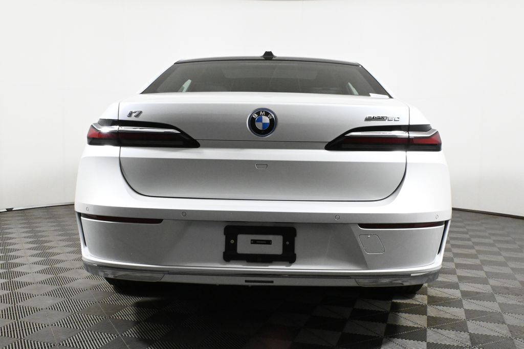 2024 BMW i7 eDrive50 6