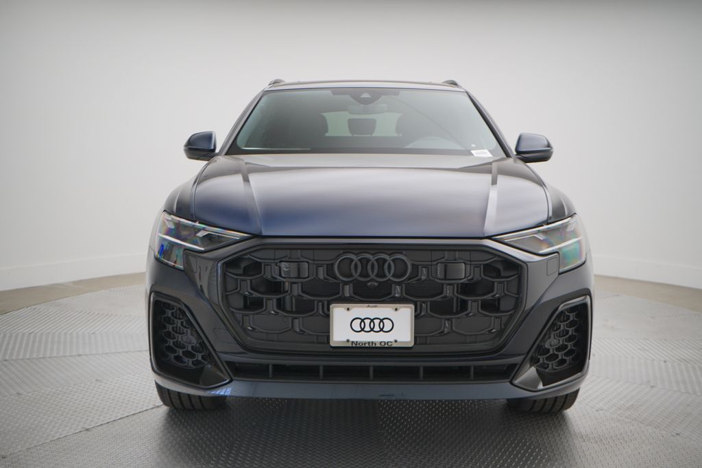 2025 Audi Q8  5