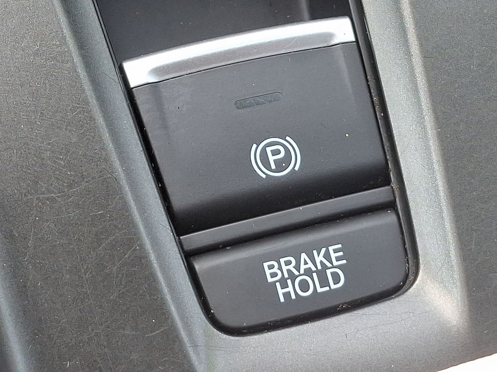 2018 Honda Accord LX 25