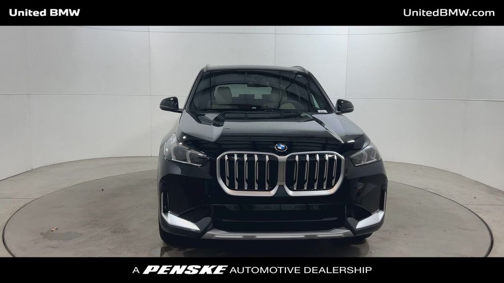 2025 BMW X1 xDrive28i 3