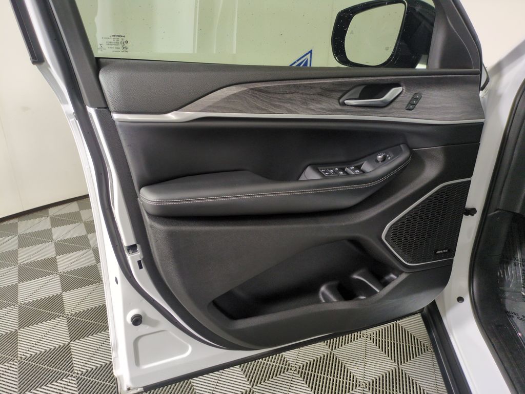 Used 2022 Jeep Grand Cherokee For Sale in Fort Wayne, IN