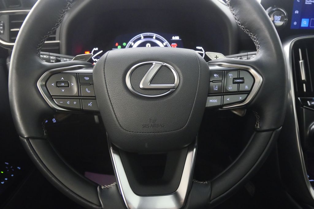 Thumbnail: 2024 Lexus LX - 25