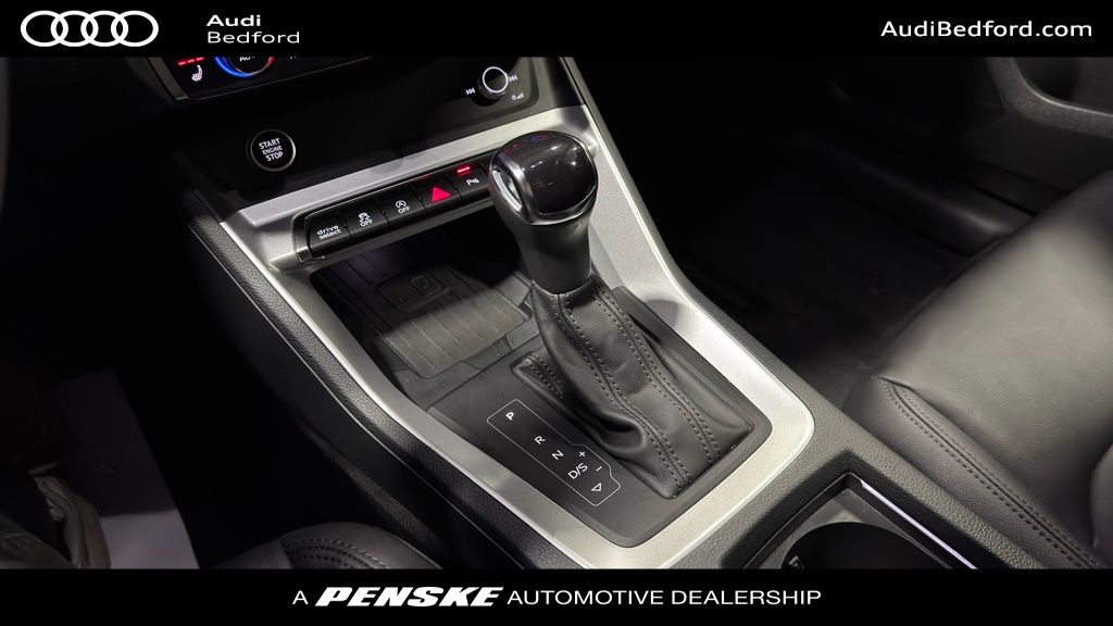 Thumbnail: 2025 Audi Q3 - 17