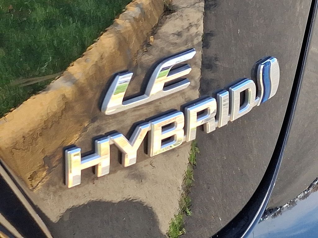 Thumbnail: 2024 Toyota Corolla - 26