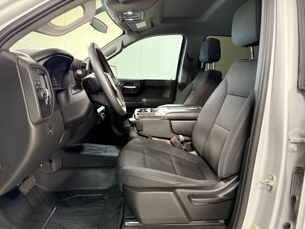 Used 2020 Silver Chevrolet Custom image 10